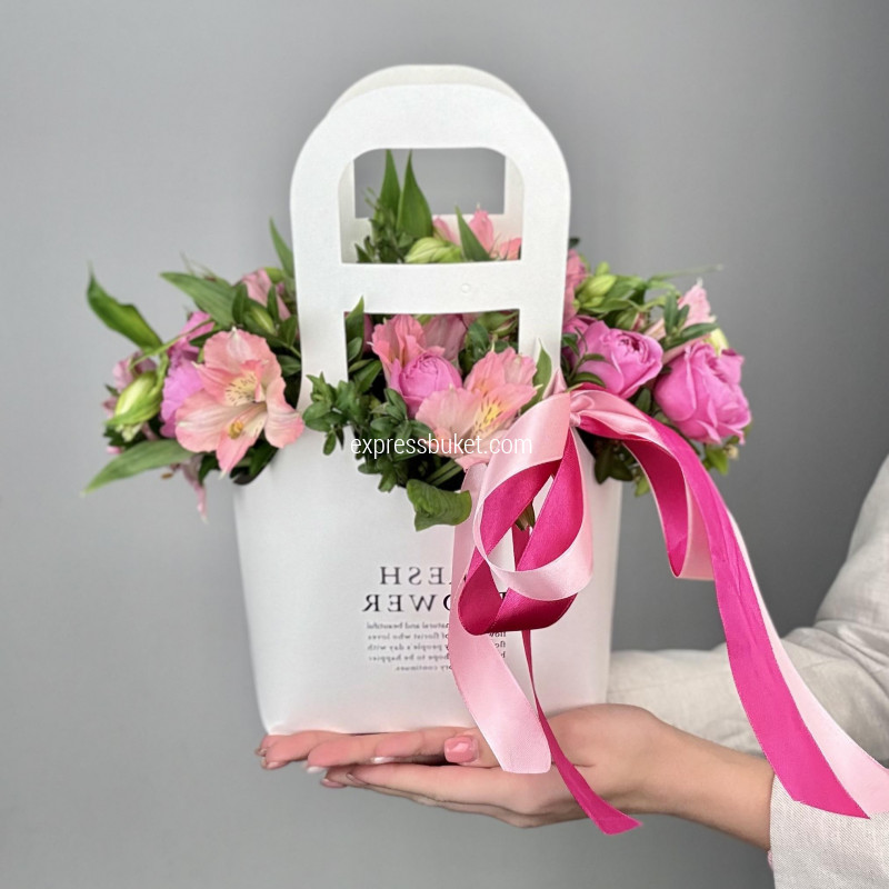 Цветы в коробке 1073